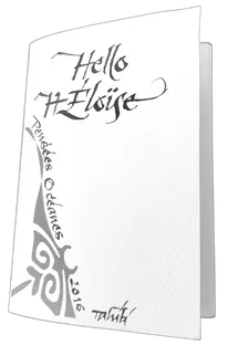 Un petit carnet blanc calligraphi&eacute; &agrave; l&rsquo;encre de Chine, ferm&eacute;